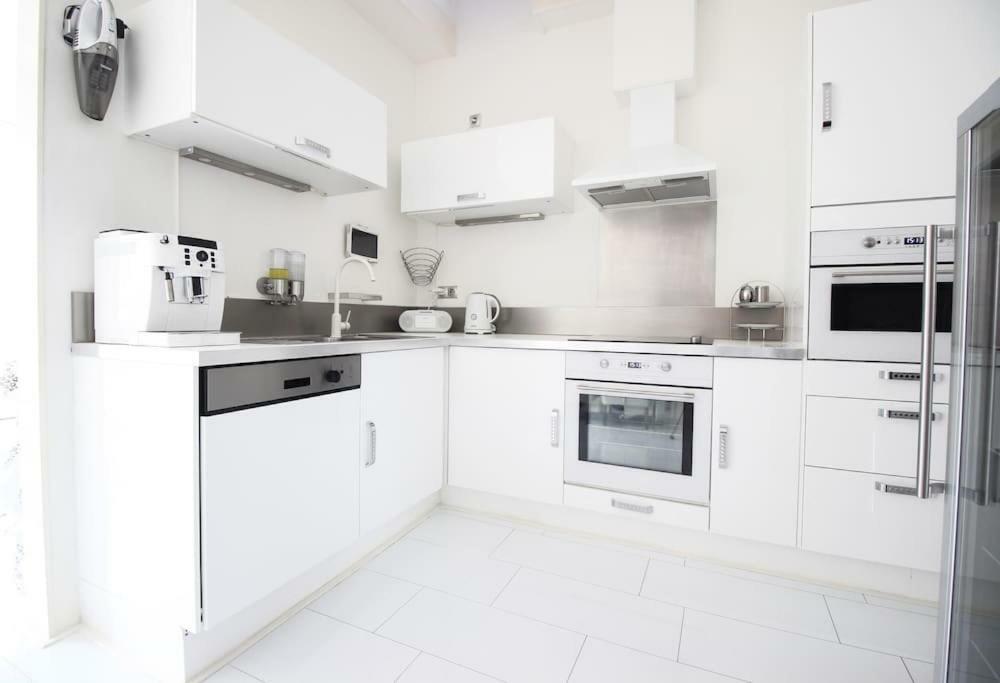 White Luxury Penthouse In City Centre Amsterdam Eksteriør billede